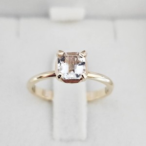 Mediolan Pierścionek z Topazem 5mm