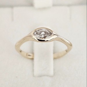 " Tibilisi " Vintage Diament Naturalny. 6/4 