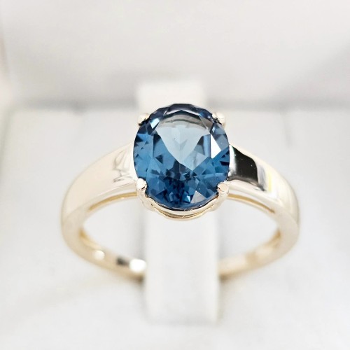 " Faro Owal " Pierścień z Topazem London Blue 2.80ct)