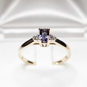 Piza Pierścionek z Iolitem i Brylantami.