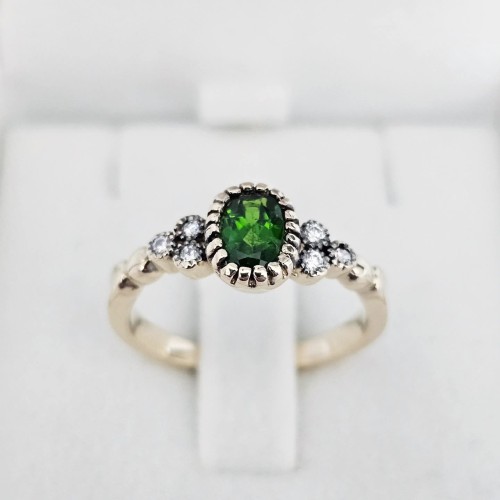 Girona Diopsyd i Diamenty 