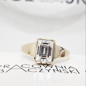 " Faro" Pierścień z Diamentem 1.90ct IGI 