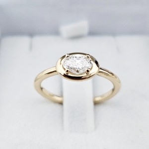 Lagos Diament owal 0.40ct 