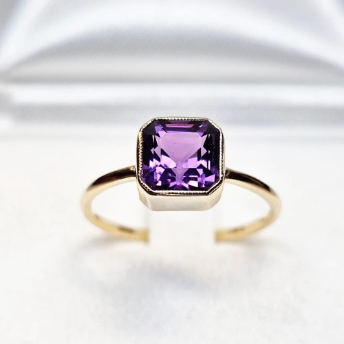Piazza pierścionek z naturalnym Ametystem