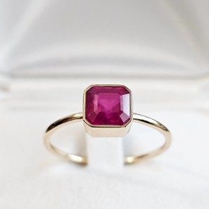 Piazza pierścionek z naturalnym Rubinem