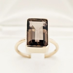 "Stretto"Giga pierścionek z kwarcem dymnym 