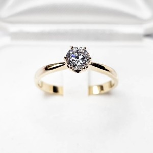Verona pierścionek z diamentem 